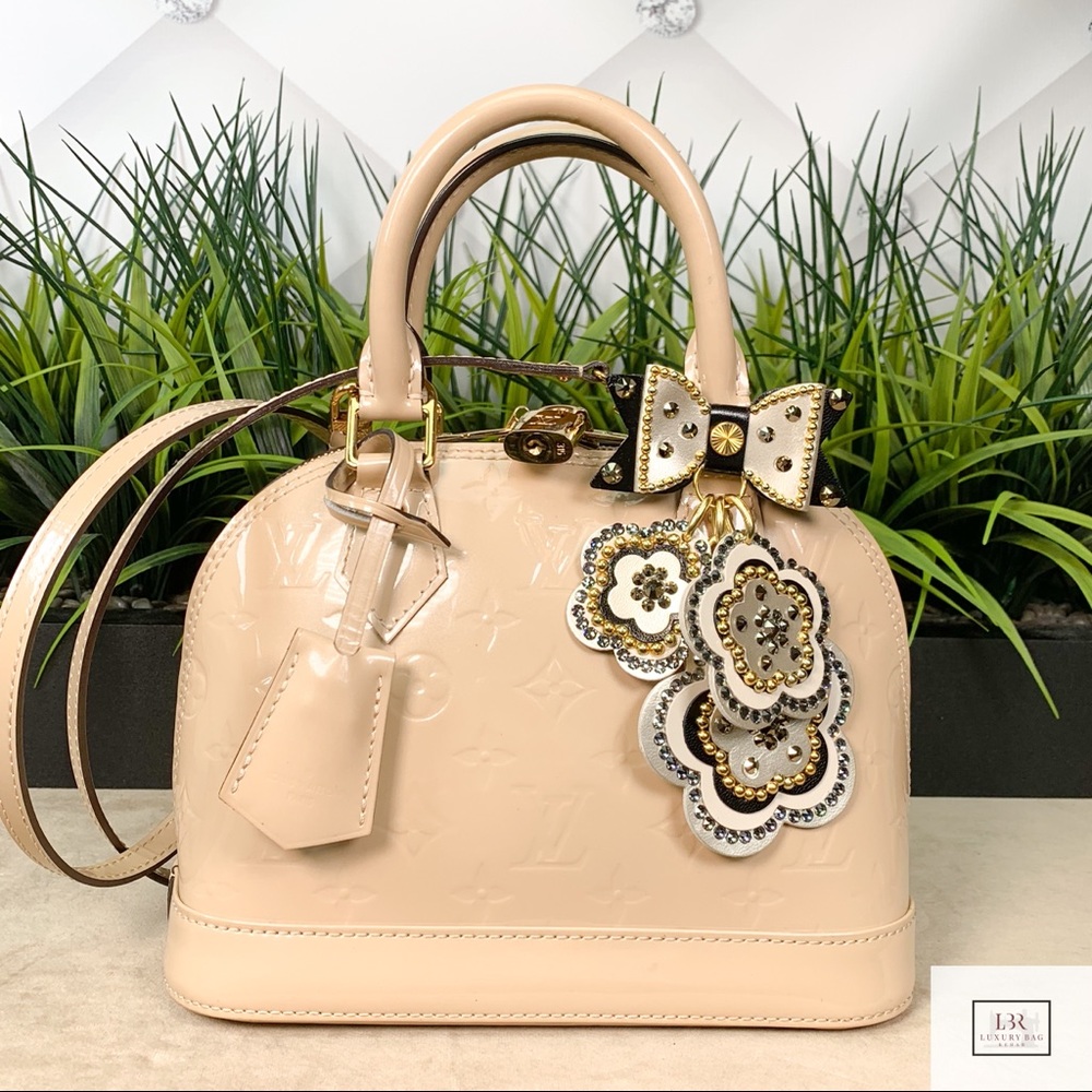 SOLD Louis Vuitton Vernis Alma BB Dune - Picture 4 of 14
